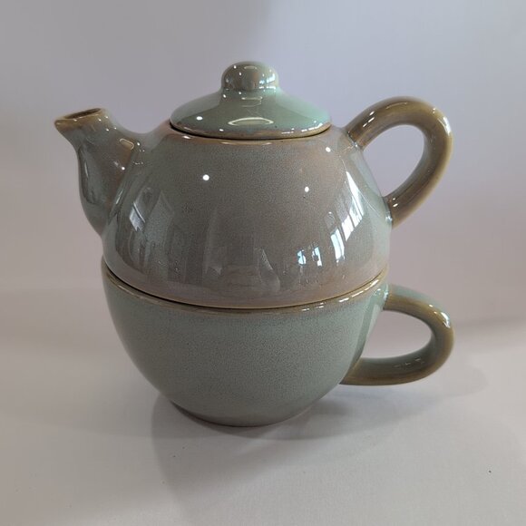 PIER 1 Imports "Tea for One" Stoneware Pottery Teapot & Cup/Mug Stackable - Picture 1 of 6